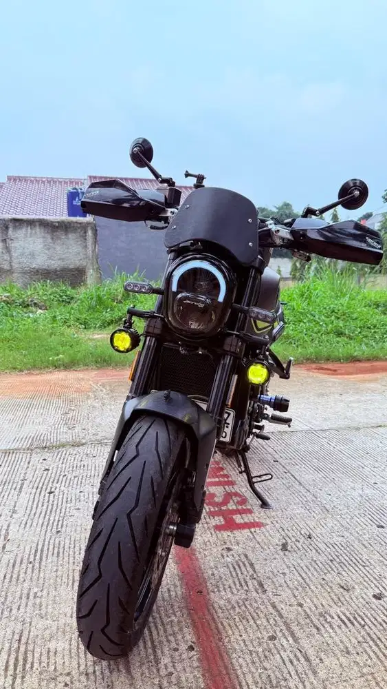 Benelli Leoncino 250
