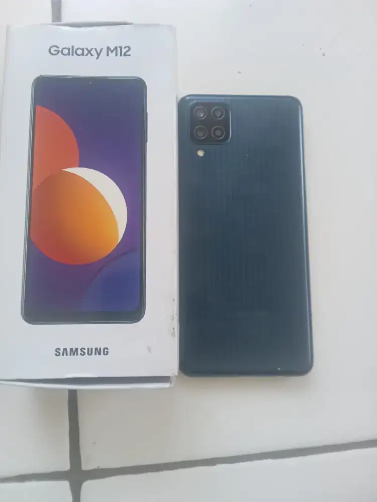 Djual samsung m 12