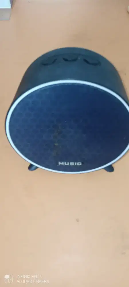 Speaker bluetooth