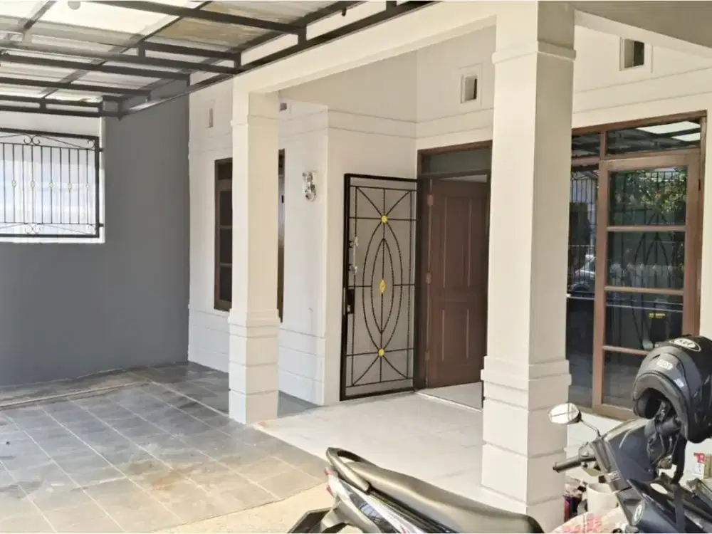 Rumah Bagus Baru Renovasi di Taman Kopo Indah Bandung