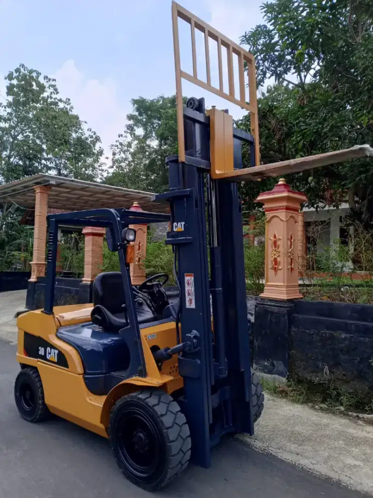 Forklift 3 Ton Mast 4,7 meter Threelift istimewa