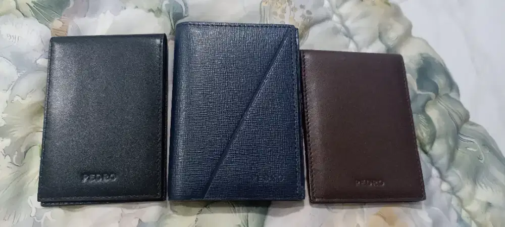 Dompet khusus kartu merek Pedro original