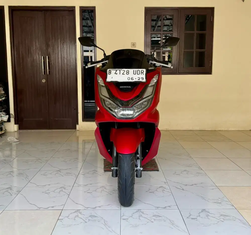 Honda PCX 160 ABS ISS Keyless MULUSSS Pajak Hidup Panjang