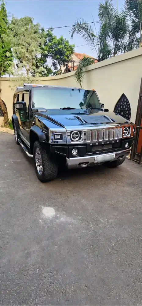 HUMMER H2 tahun 2010 black int red km low original