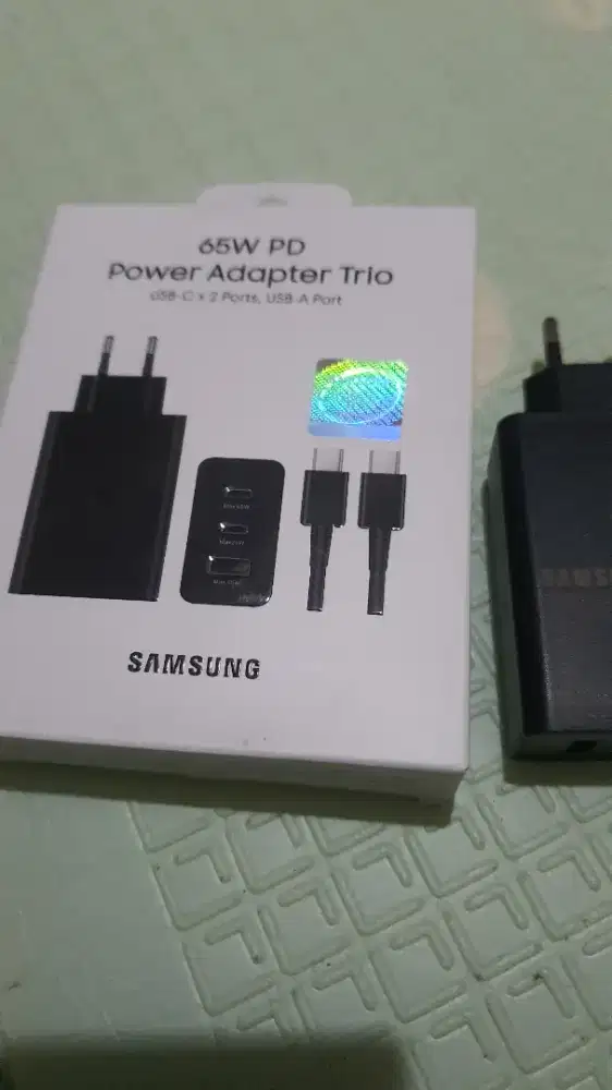 Power Adaptor Trio USB-C 2 ports, USB-A Port