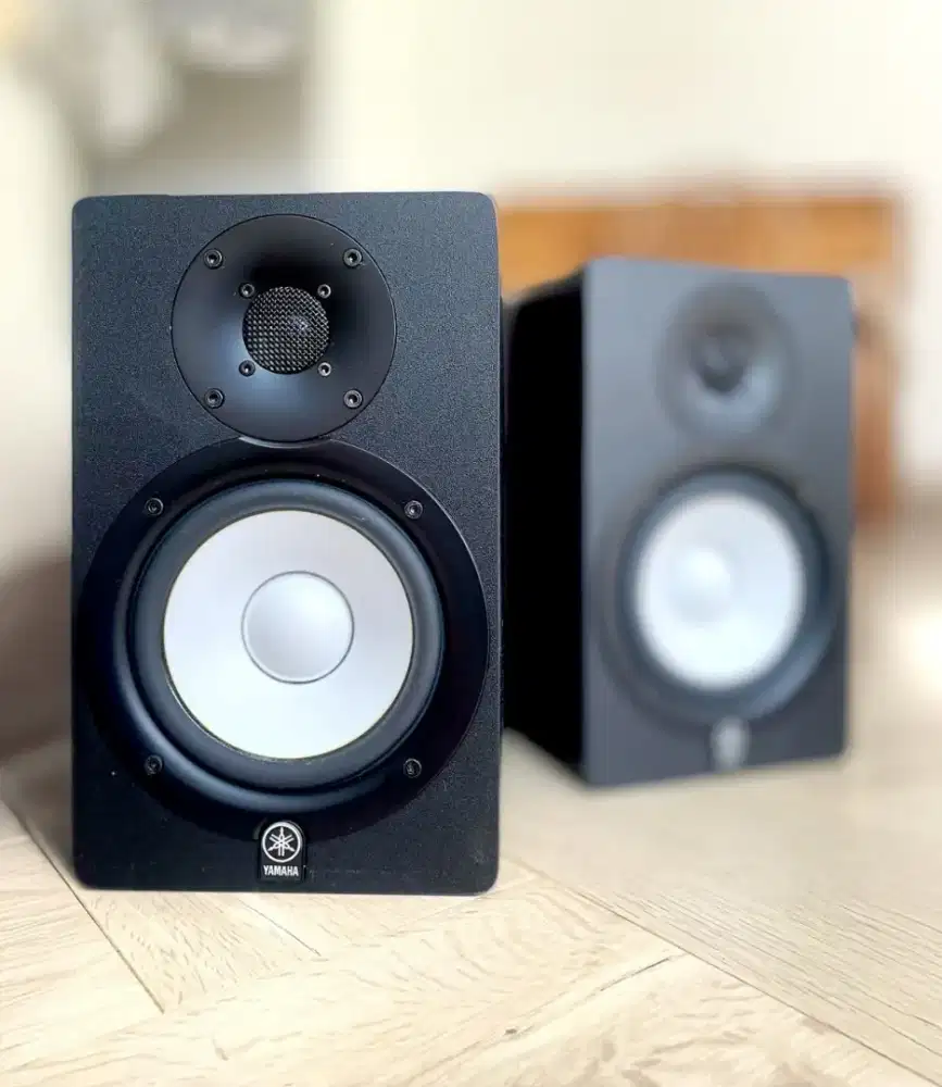 Speaker Flat Yamaha HS5 Recording monitoring