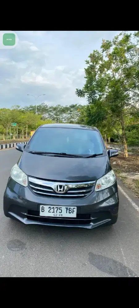 Di jual honda freed e psd 2013