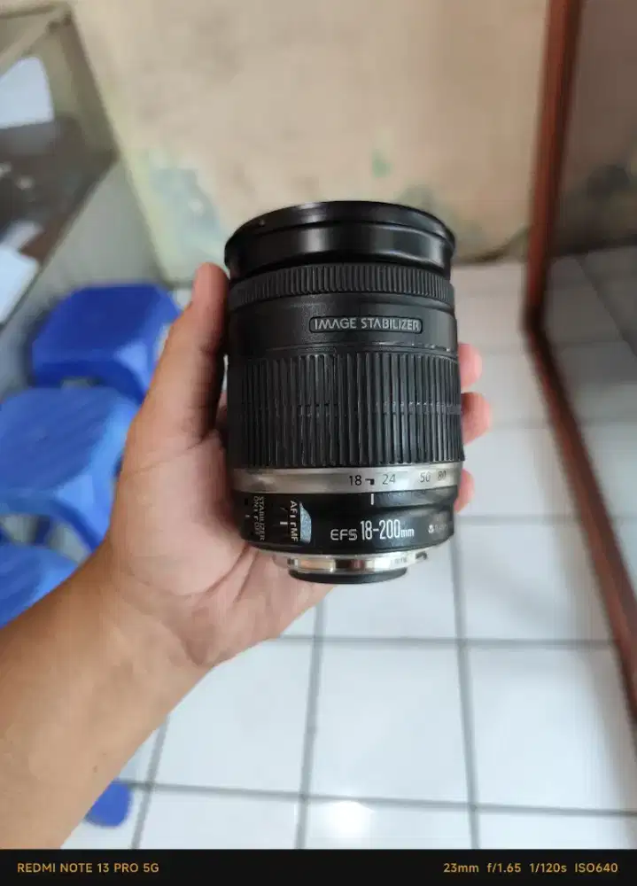 Lensa Canon 18 200mm is