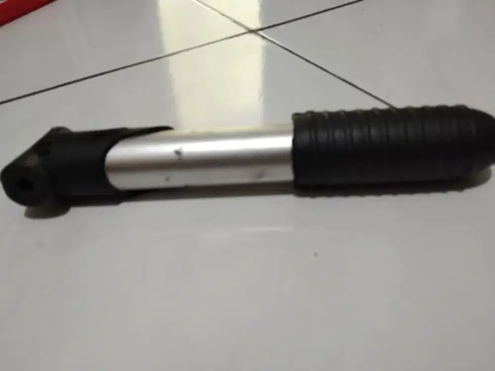 Pompa sepeda biasa