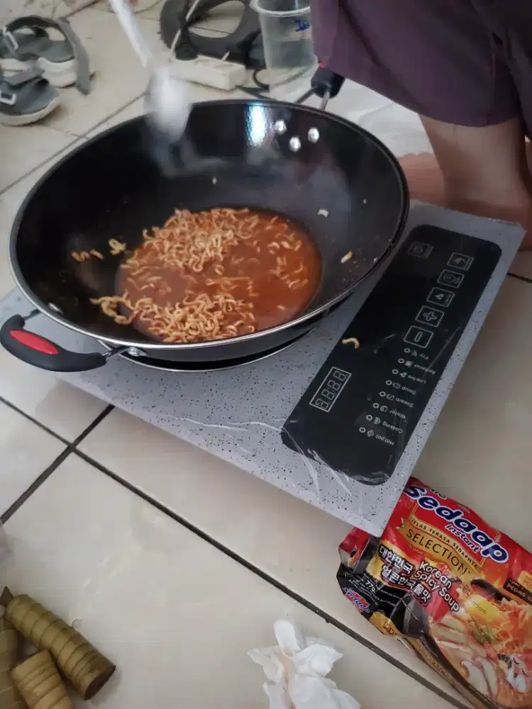 Kompor listrik ligthing cooker