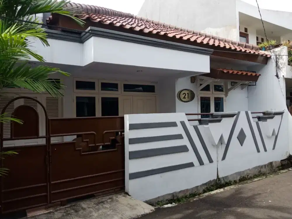 Dijual Rumah Siap Huni di Komplek, Pulo Asem Rawamangun Jakarta Timur – Lokasi Strategis Bebas Banjir