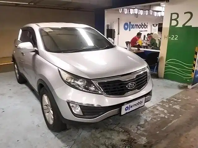 DP Rendah  6JT - Kia Sportage 2.0 SE Bensin-AT 2012 Abu