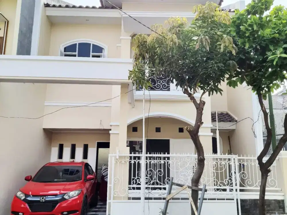 Rumah 2 Lantai Bagus di Perumahan Graha Indah Injoko Siap Huni