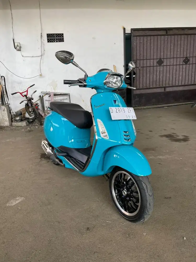 Vespa Sprint i Get Abs 2023 Akhir Blue Audace