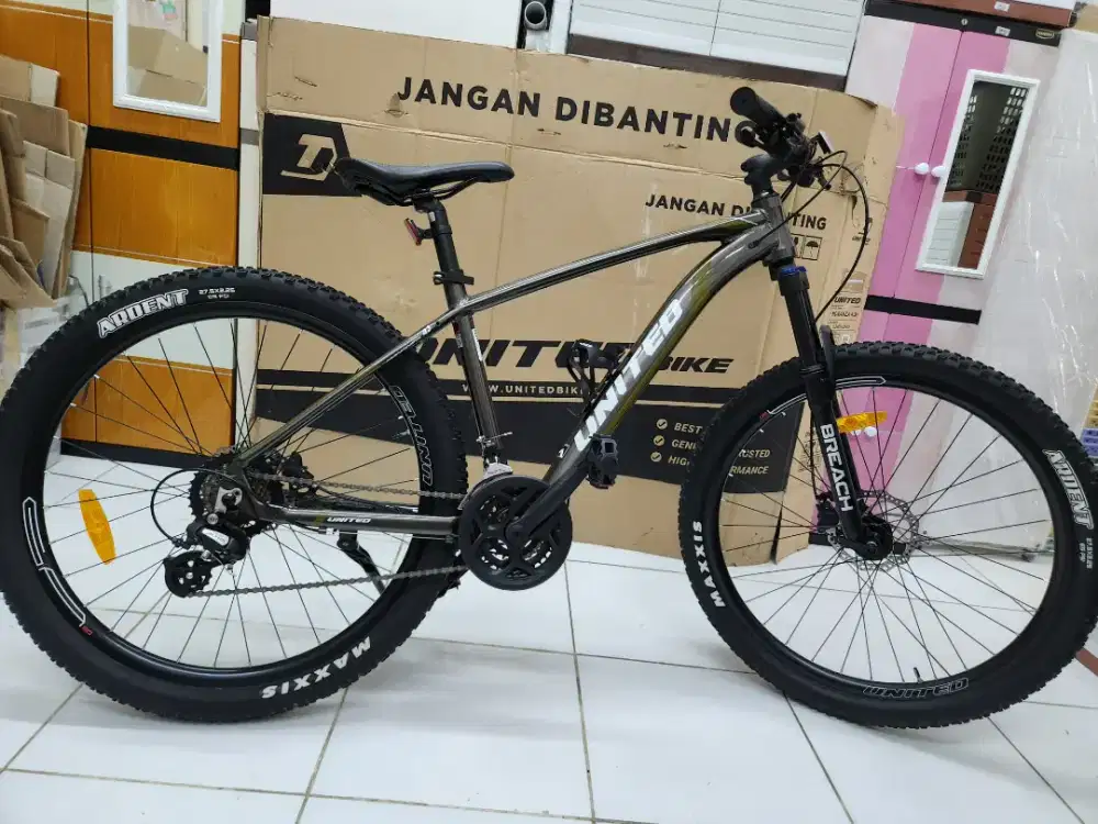 Sepeda mtb united aluminium rem hydraulik