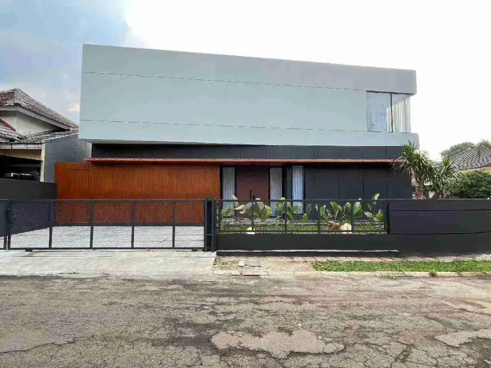 Jual rumah baru desain minimalis tropis, siap huni diBsd, Tanggerang selatan