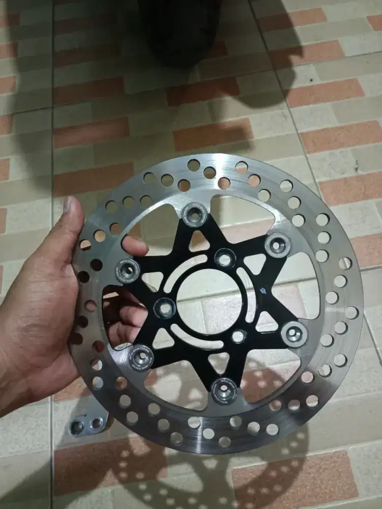 Piringan cakram 220mm yamaha lubang baut 3