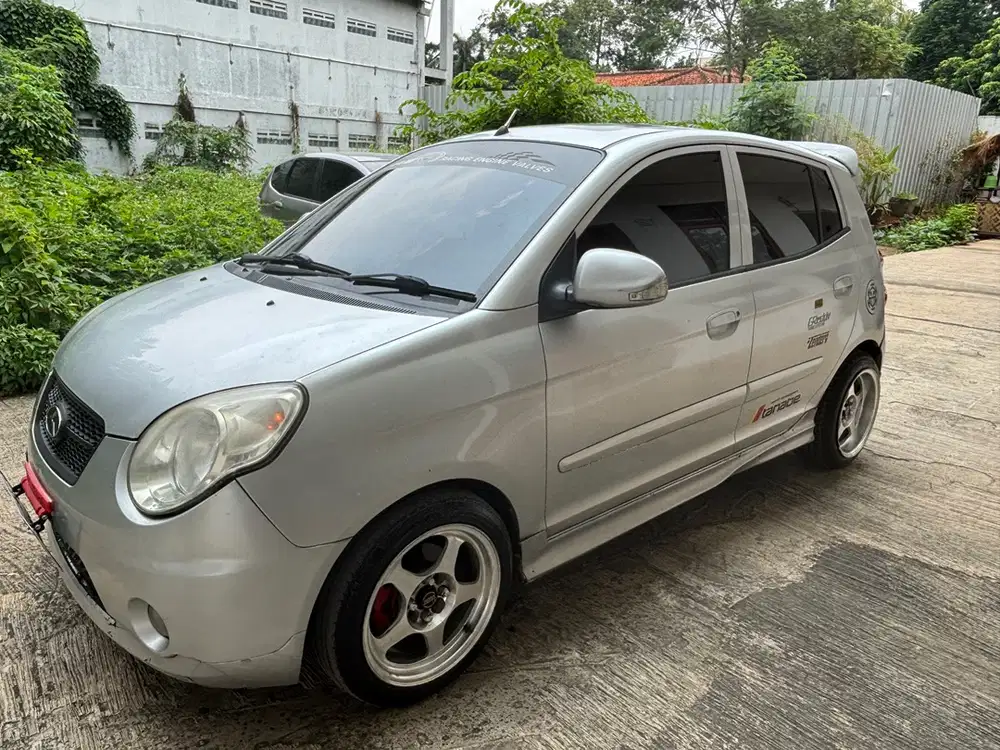 Kia Picanto 2010 Bensin