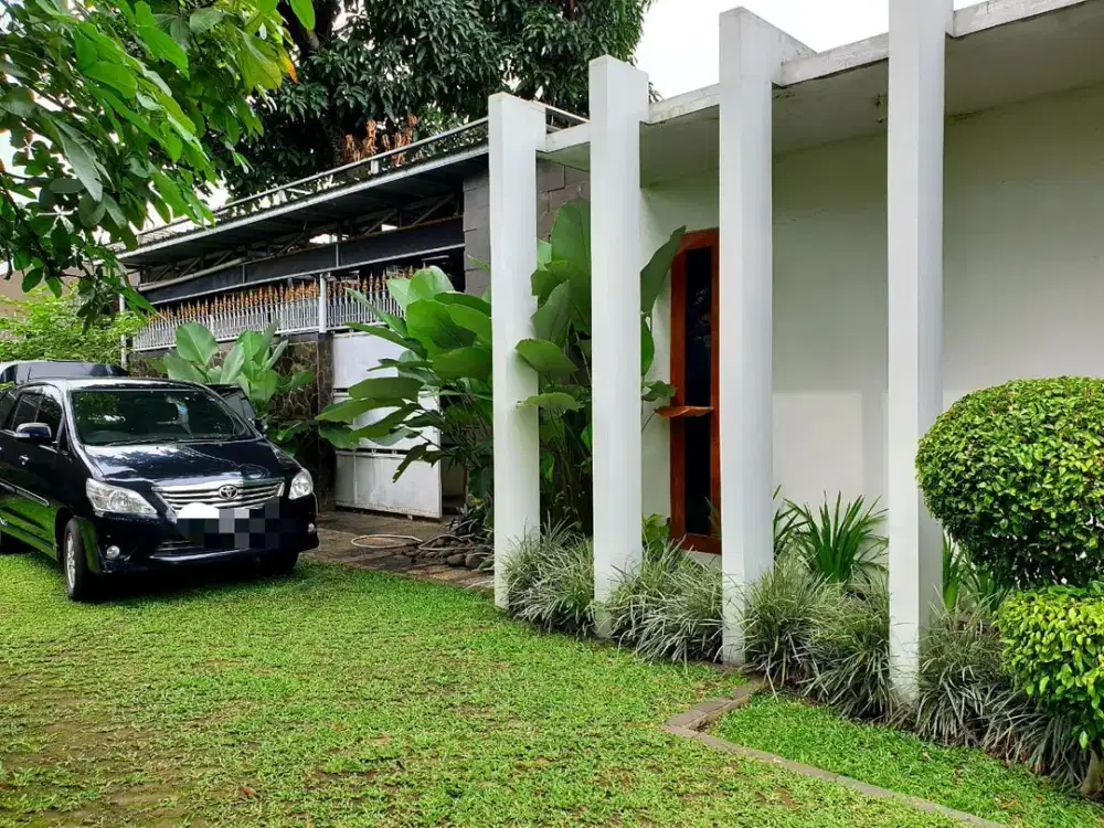 Rumah Mainroad Arcamanik Endah dkt Griya Potensial Bisnis | LA039