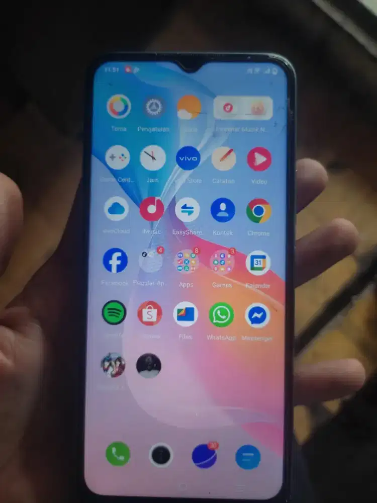 Vivo y21 4+1/ 64 GB lancar