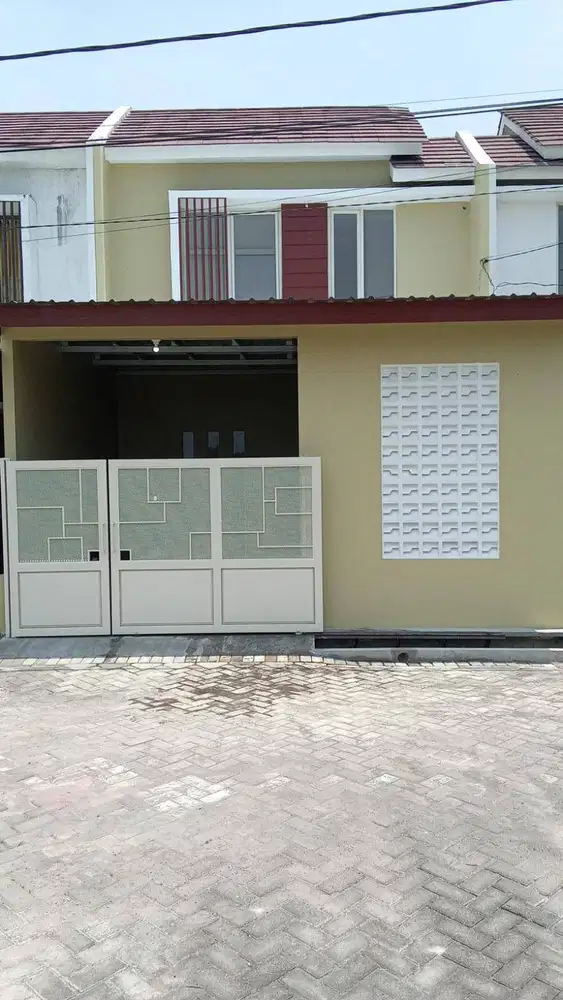Disewakan Rumah Baru Perumahan Spring Residence AH 9 No.29 Sidoarjo