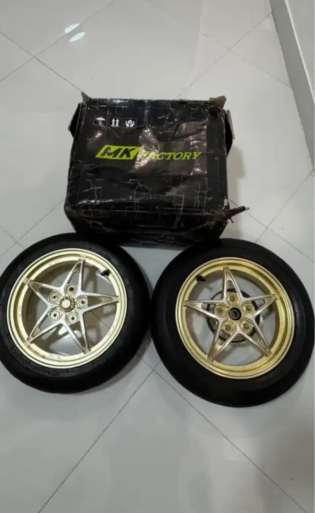 Dijual velg mk factory+ban street racing soft compound  110-120