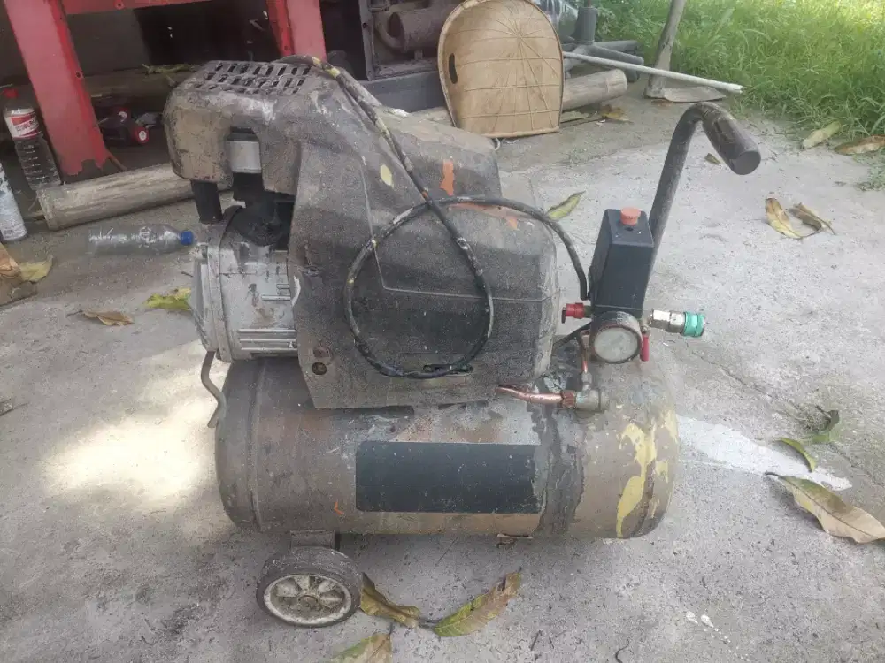 Kompresor Angin Izumi 3/4 HP