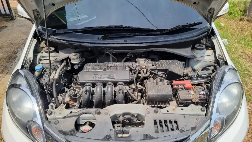 DIJUAL HONDA MOBILIO THN 2014 AT