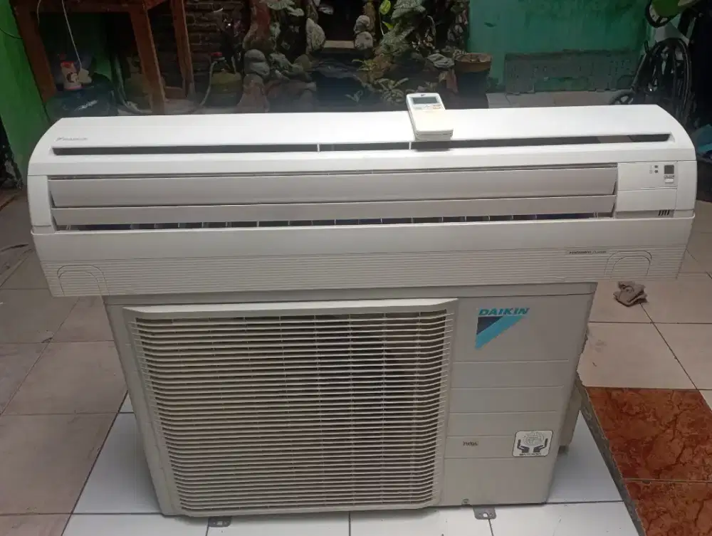 Ac daikin thailand 2 pk / garansi