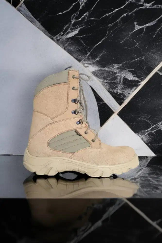 Toko sepatu kerja santai Tulungagung