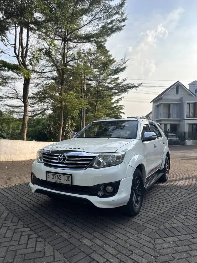 TERMURAH Fortuner G up TRD 2012 Diesel