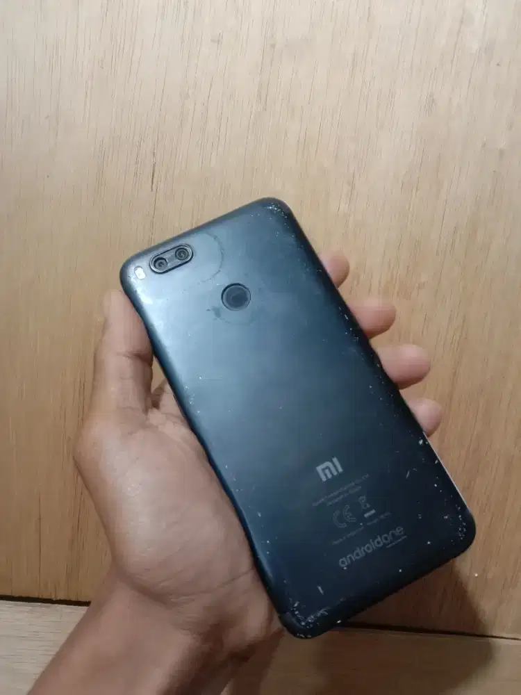 jual cepat redmi mi a1 4/64 hp saja. murah NET. NEGO CARI LAIN