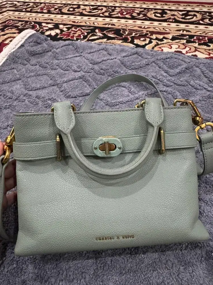 PL tas Charles and Keith shoulder original