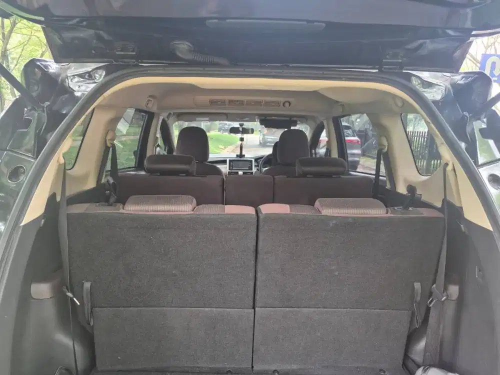 All New Livina VE AT - 2020 , Tangan Pertama , KM Rendah , Mulus