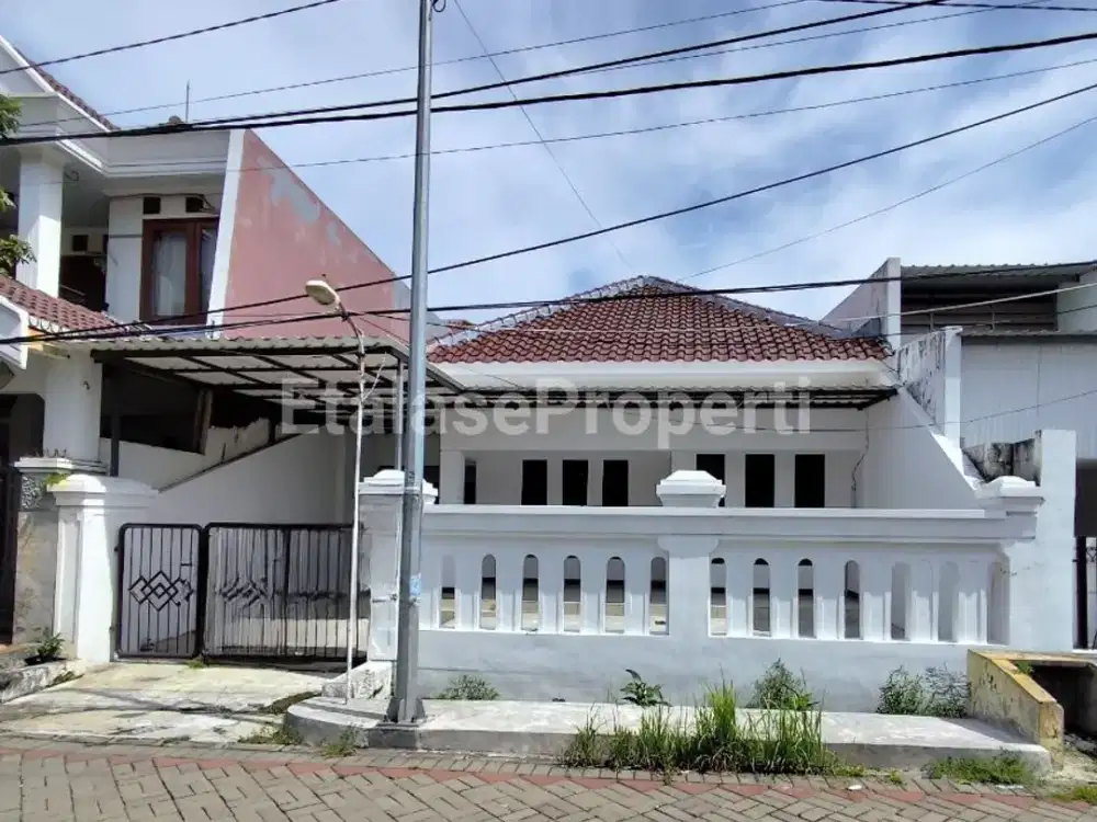 Disewakan rumah tenggilis mejoyo