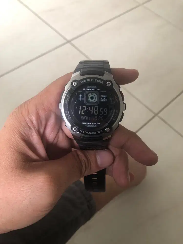 Jam Tangan Casio AE-2000W