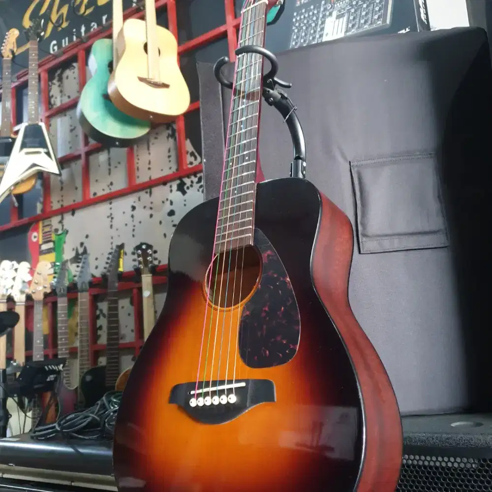 Gitar akustik Yamaha JR2 sunburst Original