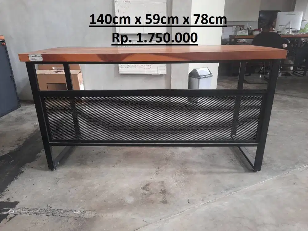 furnitur kantor masih bagus seperti baru