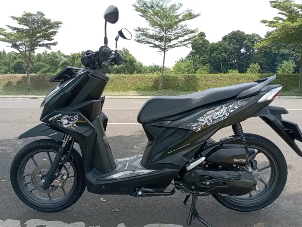 HONDA BEAT STREET 2022 KONDISI BAGUS KM RENDAH