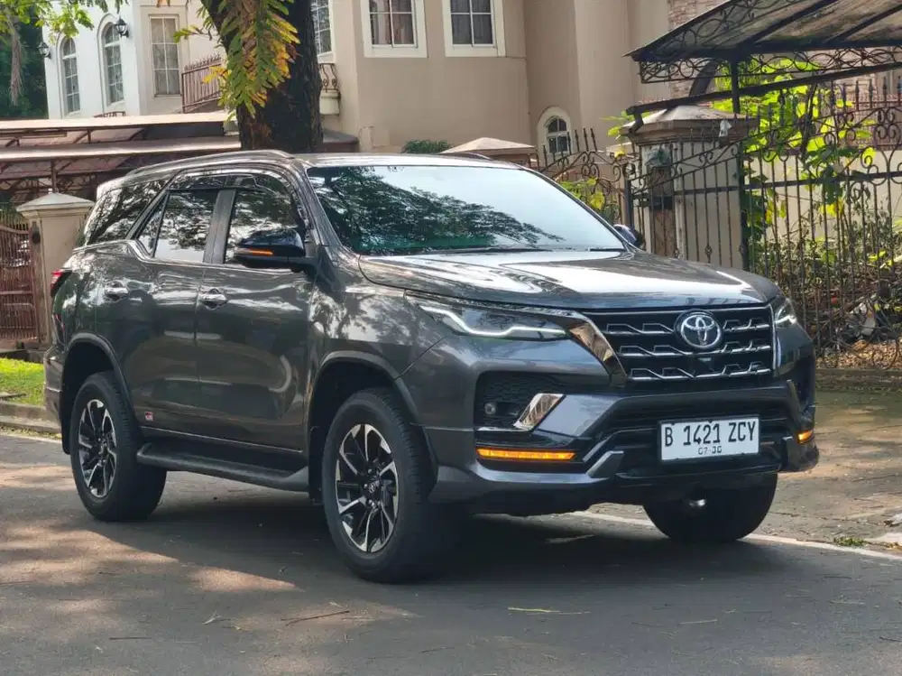 Toyota Fortuner 2.4 GR 2022