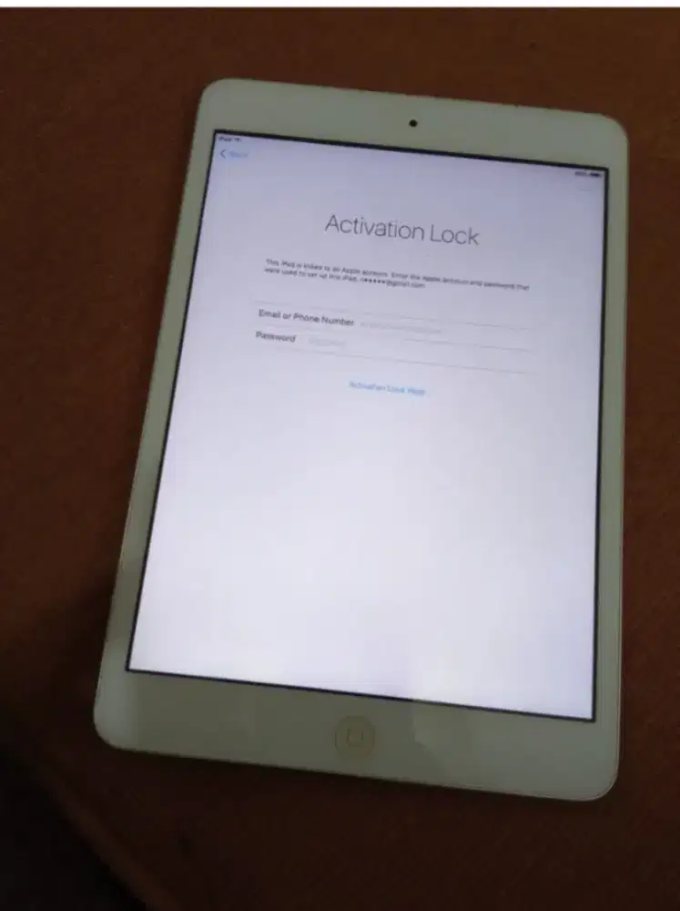 iPad mini 1 lock iCloud