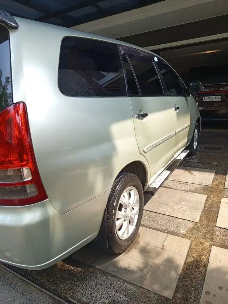 Dijual kijang inova tahun 2006 ahir metik