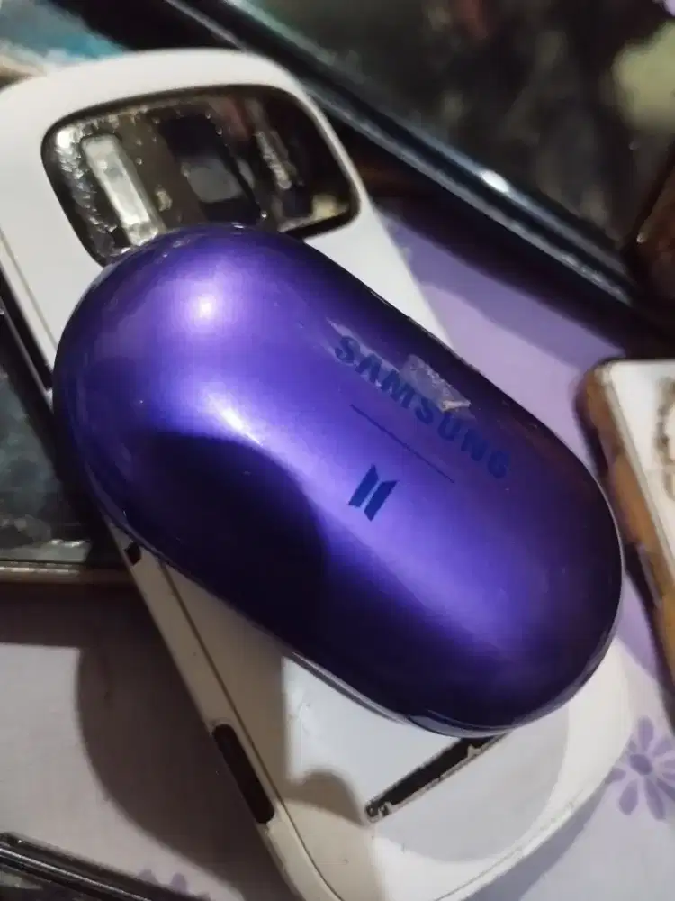 Samsung Buds bts