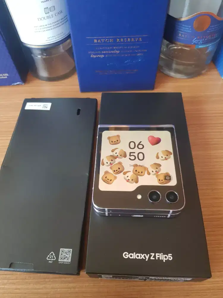 Samsung galaxy Zflip 5 8/256 resmi sein