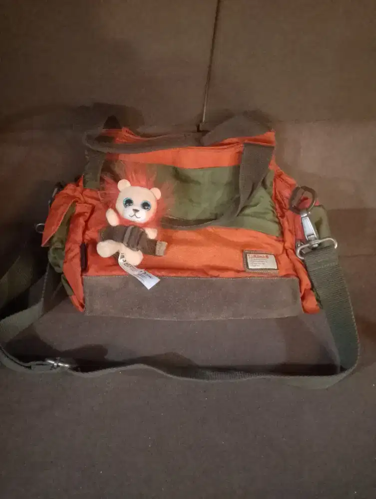 Tas Lafuma include boneka zuru