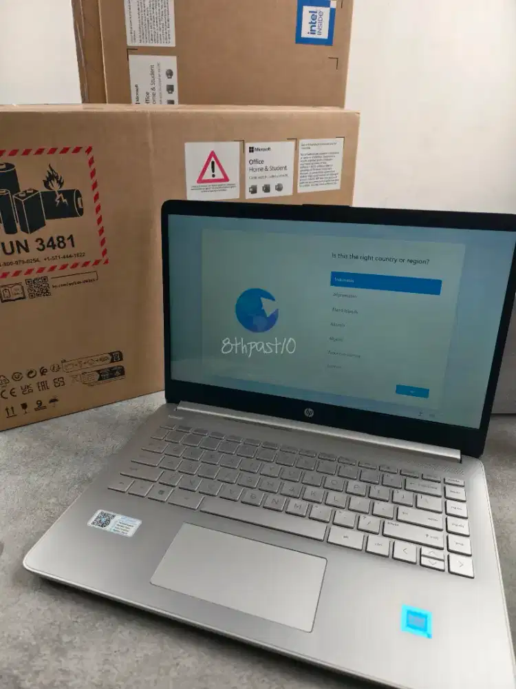 HP laptop 4s-dq3109TU 8gb ram 256gb ssd segel bonus tas