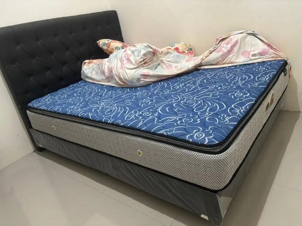 Kasur bekas masih bagus 6 bulan pakai
