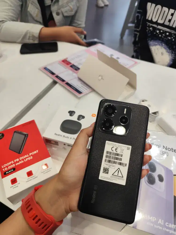 REDMI NOTE 14 5G FREE BUDS 6 PLAY Bisa kredit tanpa dp