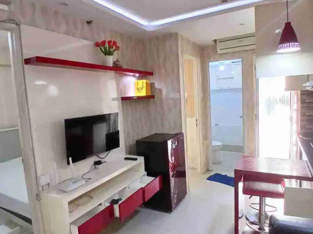 DISEWAKAN MURAH SANGAT APARTEMEN BASSURA CITY 2 KAMAR FURNIS