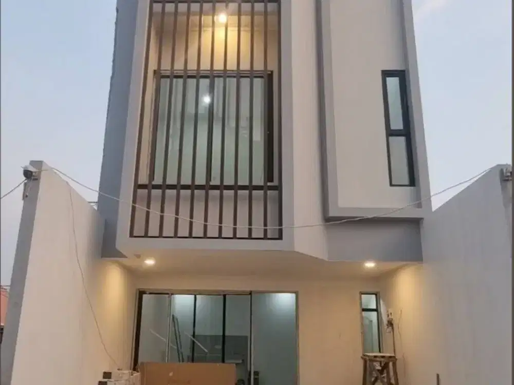 Dijual Rumah BEKASI Siap Huni Baru 3-lt daerah GRAND WISATA
